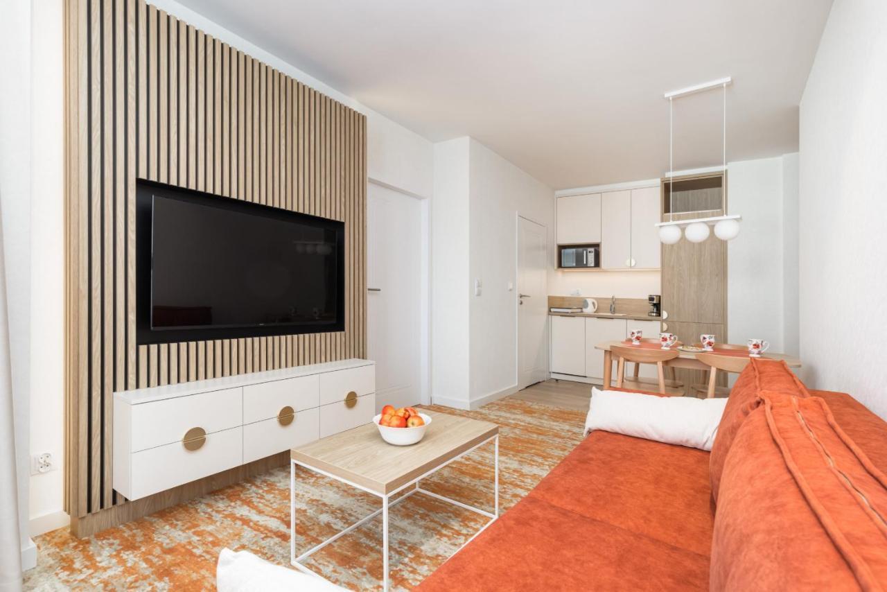 Rent Like - Bel Mare F302 *